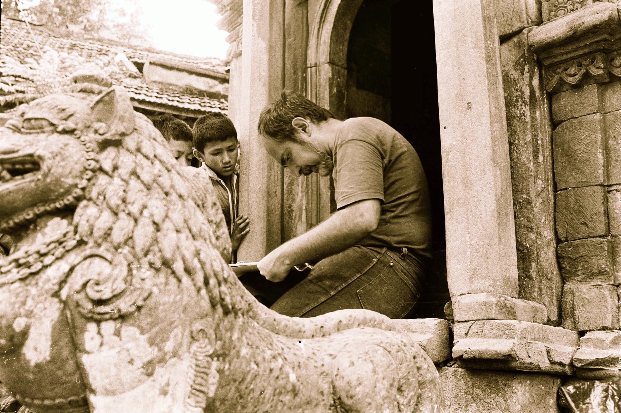 86.14.41.18_Kirtipur,_M_at_Shakyamuni_Buddha_Temple_MODIFIED